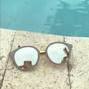 Grey Mirrored Sunglasses